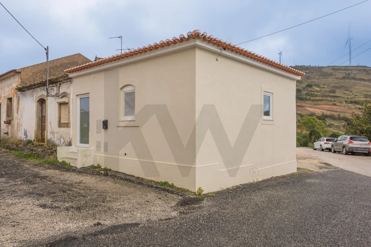 Moradia T2 para Venda em Maxial e Monte Redondo Foto 23