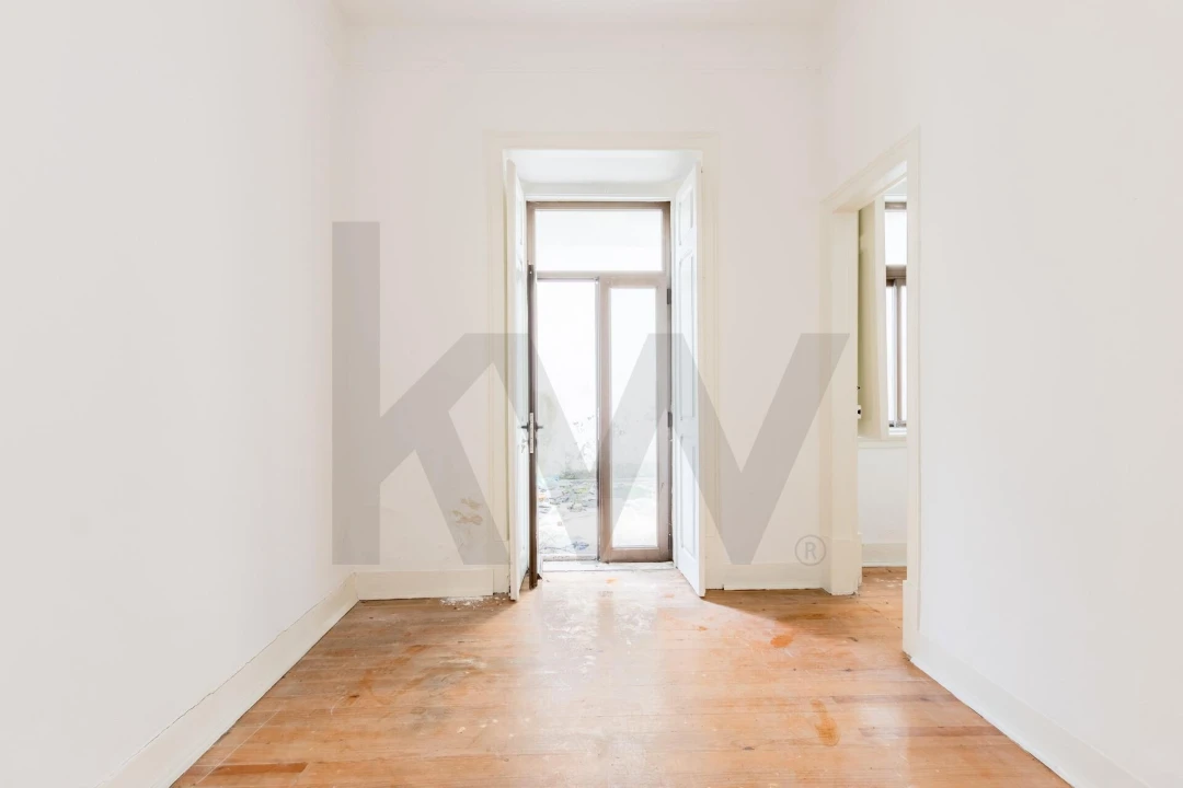 Prédio para Venda em Campo de Ourique Foto 5