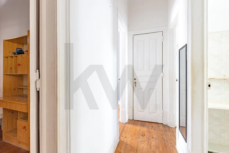 Prédio para Venda em Campo de Ourique Foto 27