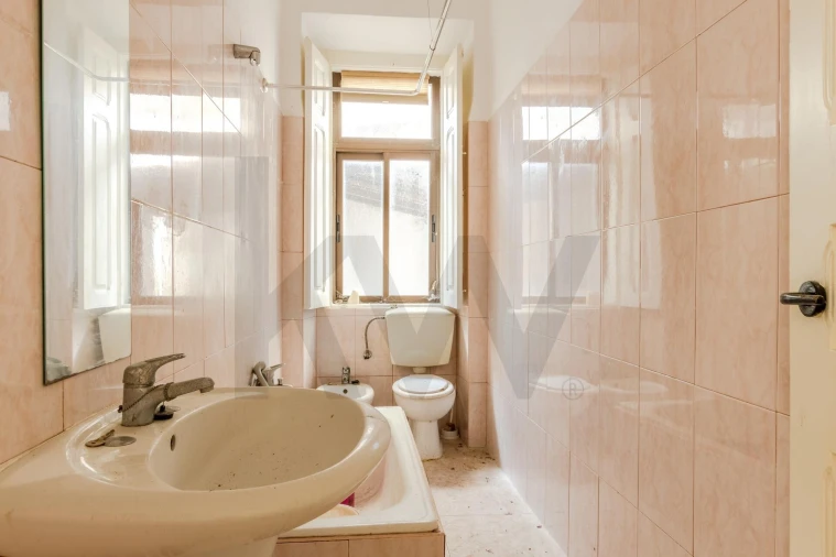 Prédio para Venda em Campo de Ourique Foto 13