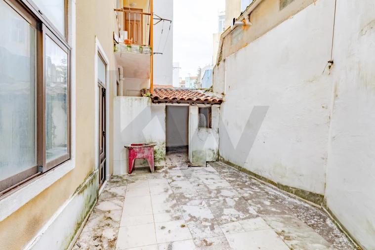 Prédio para Venda em Campo de Ourique Foto 10