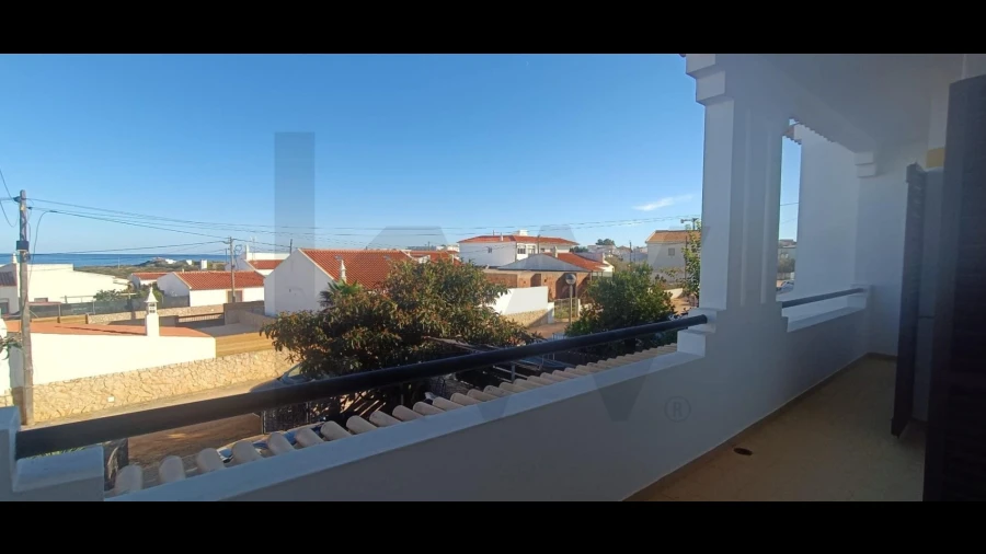 Moradia T4 para Venda em Vila de Sagres
