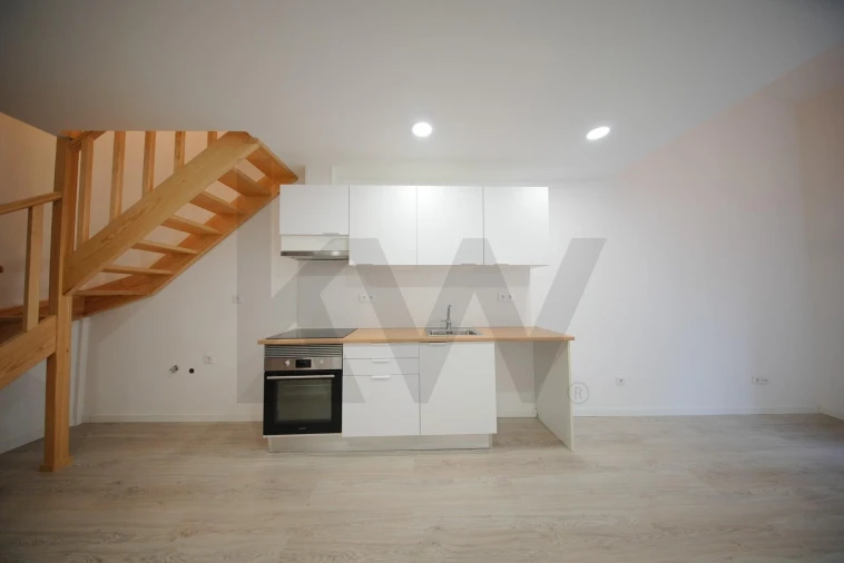 Apartamento T1 para Venda em Estrela Foto 4