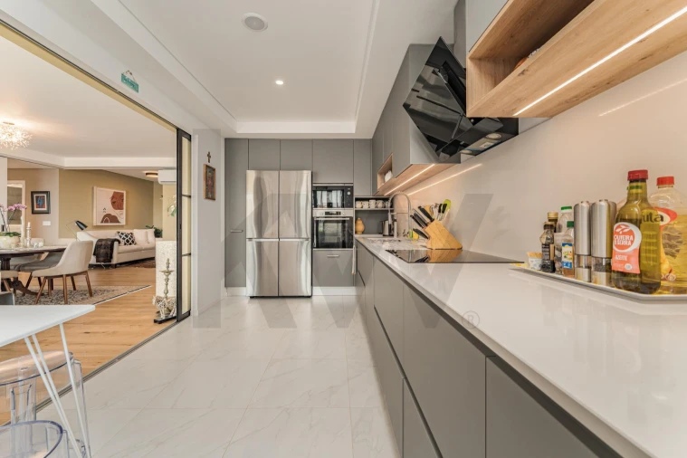 Apartamento T3 para Venda em São Martinho Foto 9