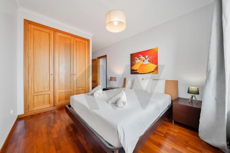 Apartamento T2 para Venda em Caniço Foto 11