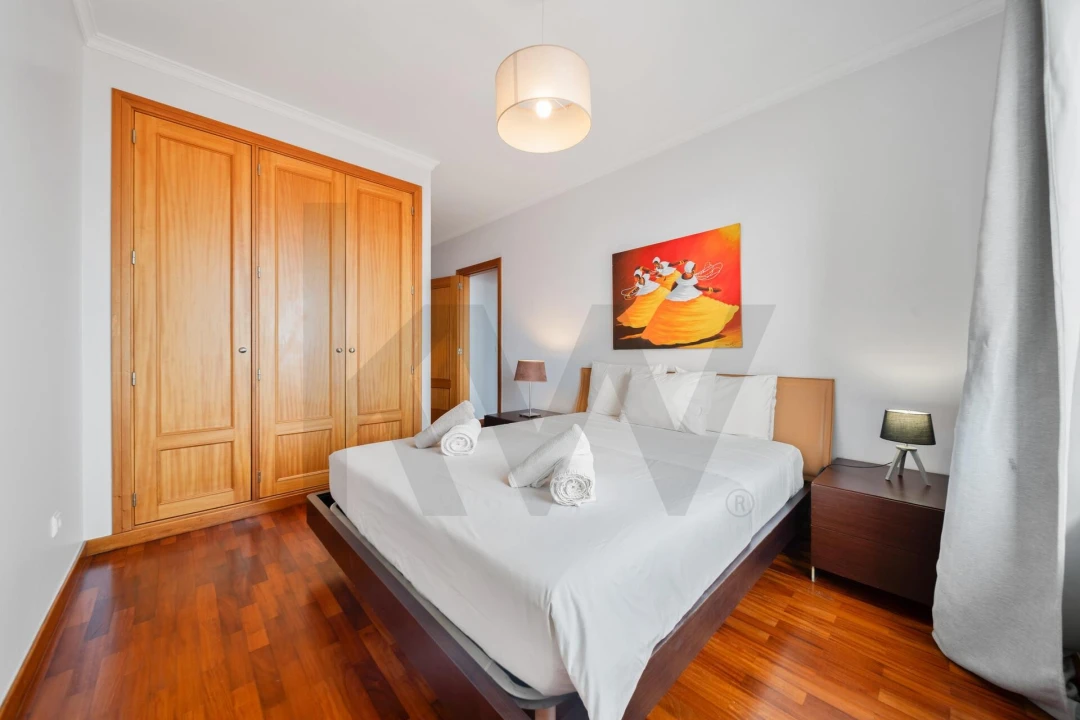 Apartamento T2 para Venda em Caniço Foto 11