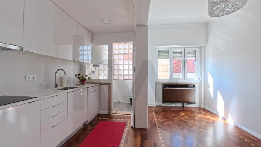 Apartamento T2 para Arrendamento em Arroios Foto 11