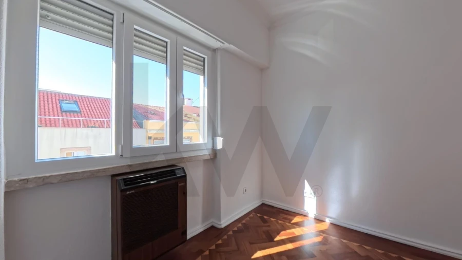 Apartamento T2 para Arrendamento em Arroios Foto 23