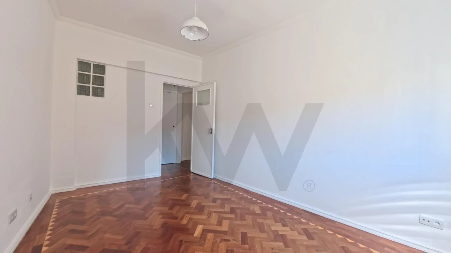 Apartamento T2 para Arrendamento em Arroios Foto 22