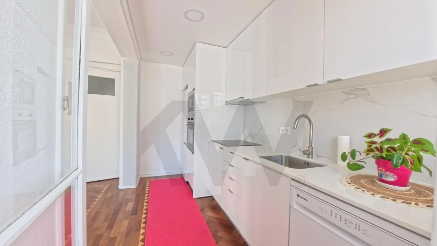 Apartamento T2 para Arrendamento em Arroios Foto 15