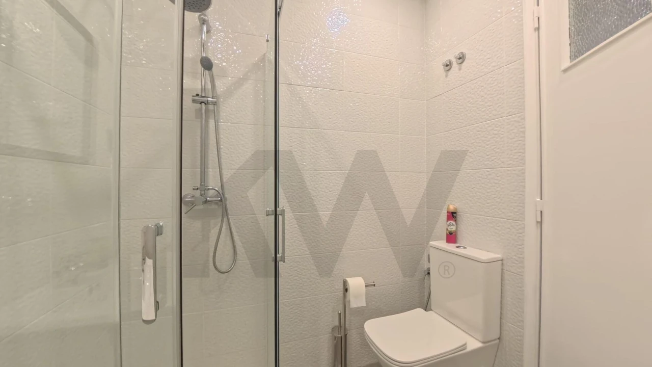 Apartamento T2 para Arrendamento em Arroios Foto 28