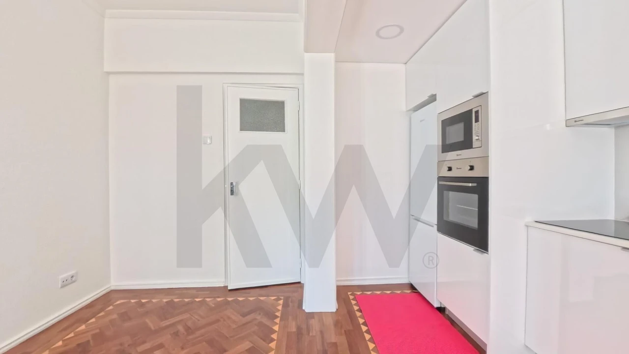 Apartamento T2 para Arrendamento em Arroios Foto 6