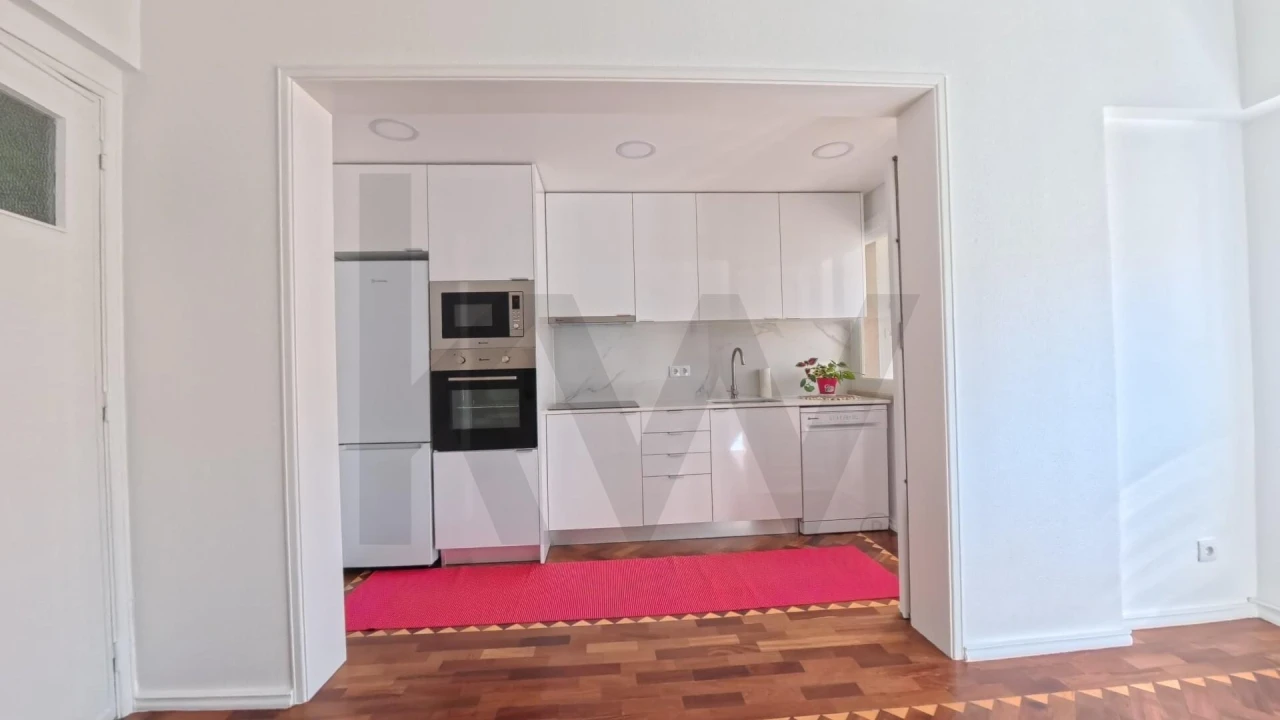 Apartamento T2 para Arrendamento em Arroios Foto 10