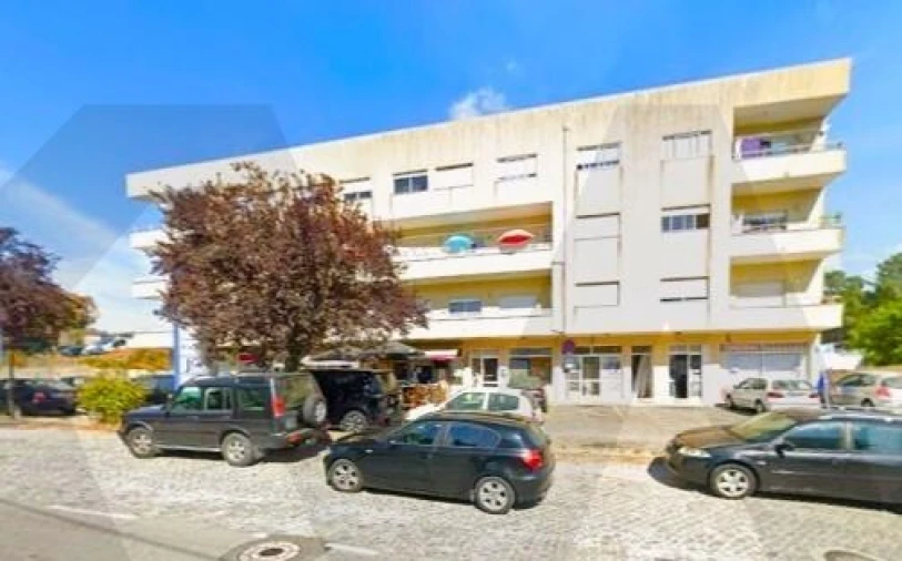 Apartamento T2 para Venda em Cabeça Santa Foto 9