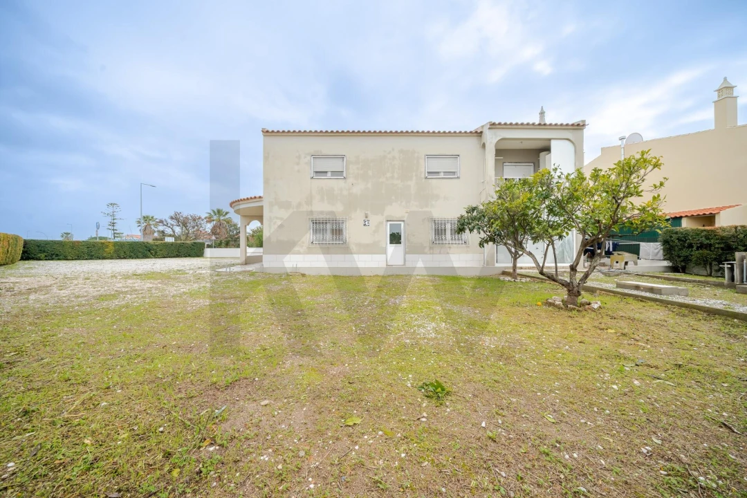 Prédio para Venda em Alcantarilha e Pêra Foto 34