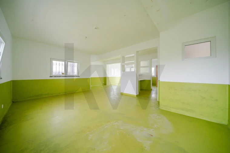 Prédio para Venda em Alcantarilha e Pêra Foto 20