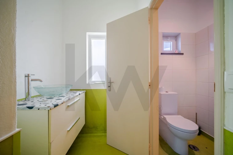 Prédio para Venda em Alcantarilha e Pêra Foto 21