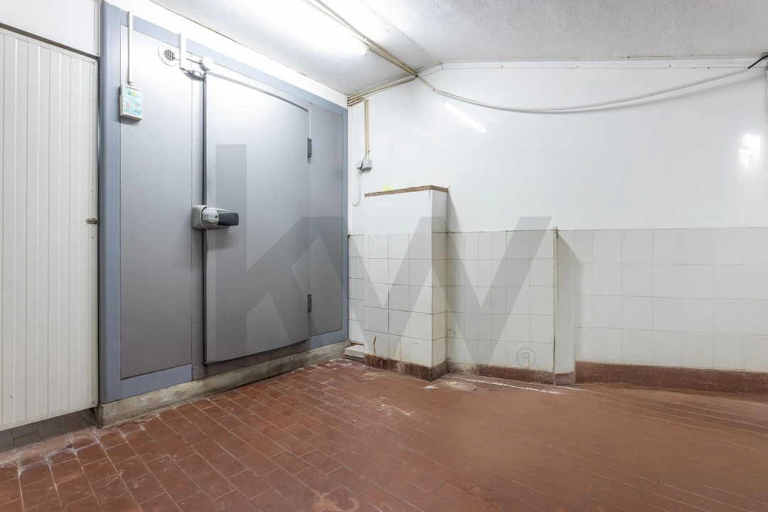 Loja para Venda em Arroios Foto 18