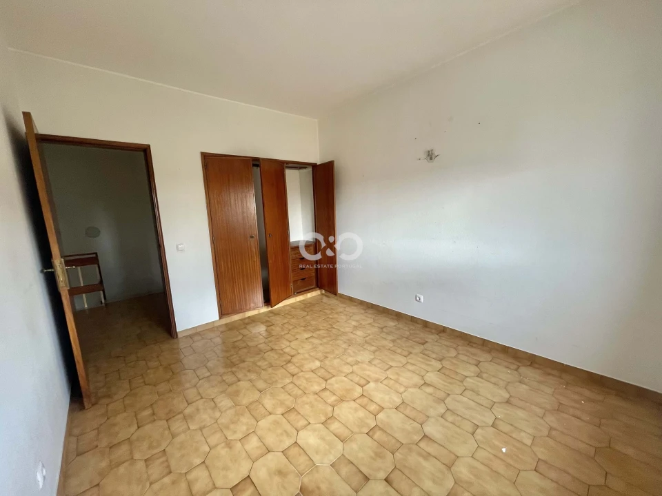 Moradia T3 para Venda em Lagos (São Sebastião e Santa Maria) Foto 11