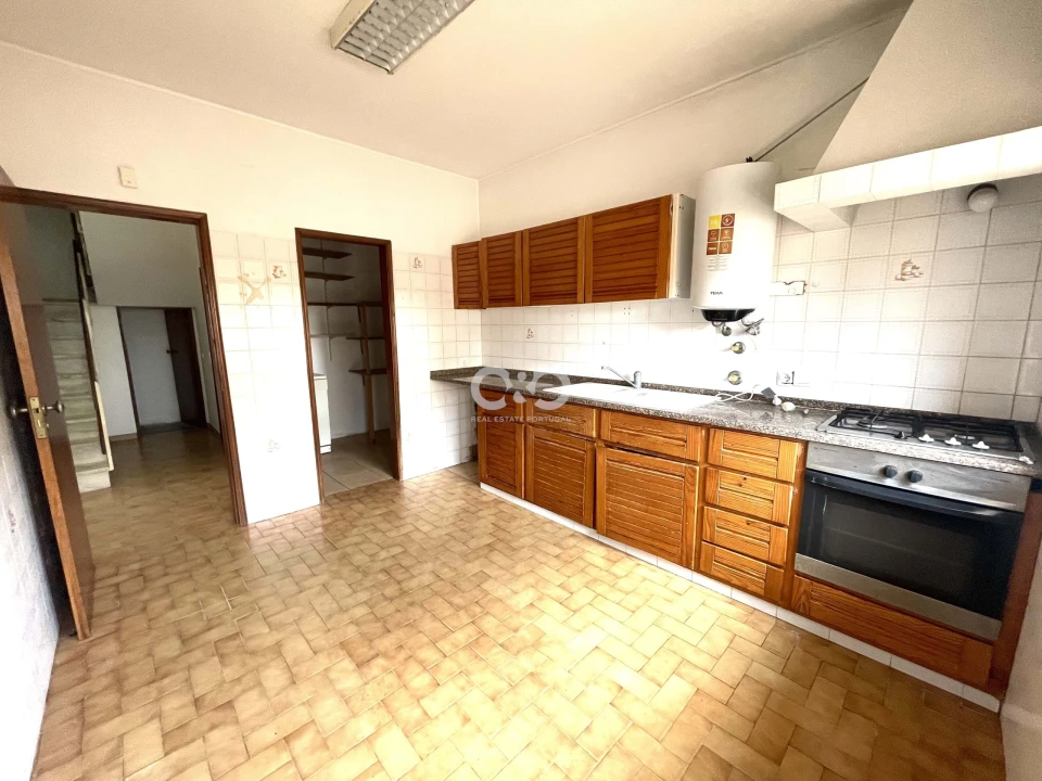 Moradia T3 para Venda em Lagos (São Sebastião e Santa Maria) Foto 8