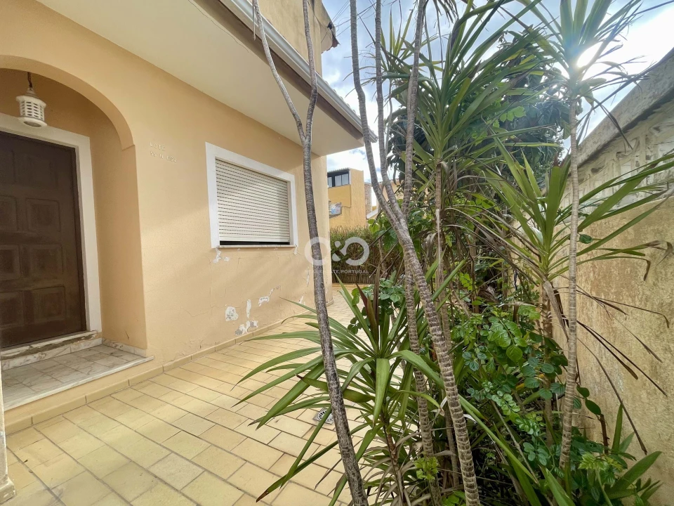 Moradia T3 para Venda em Lagos (São Sebastião e Santa Maria) Foto 3