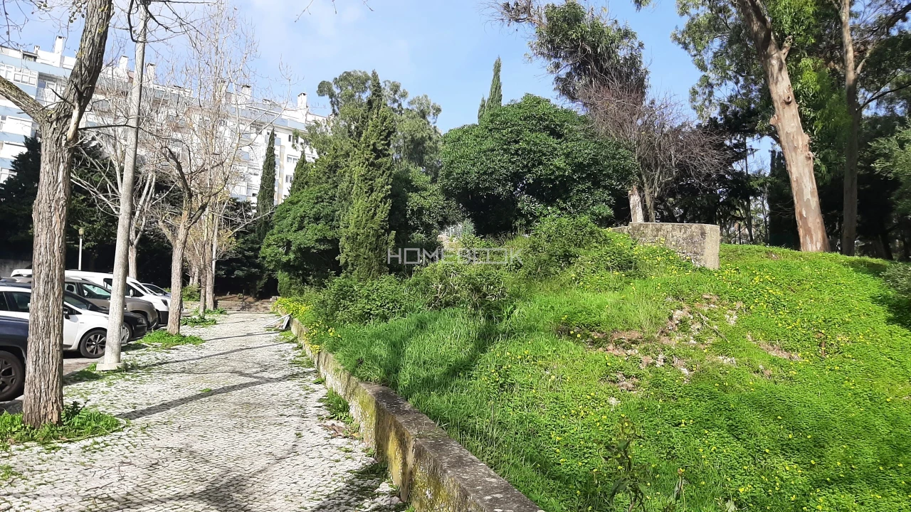 Apartamento T2 para Venda em Benfica Foto 6