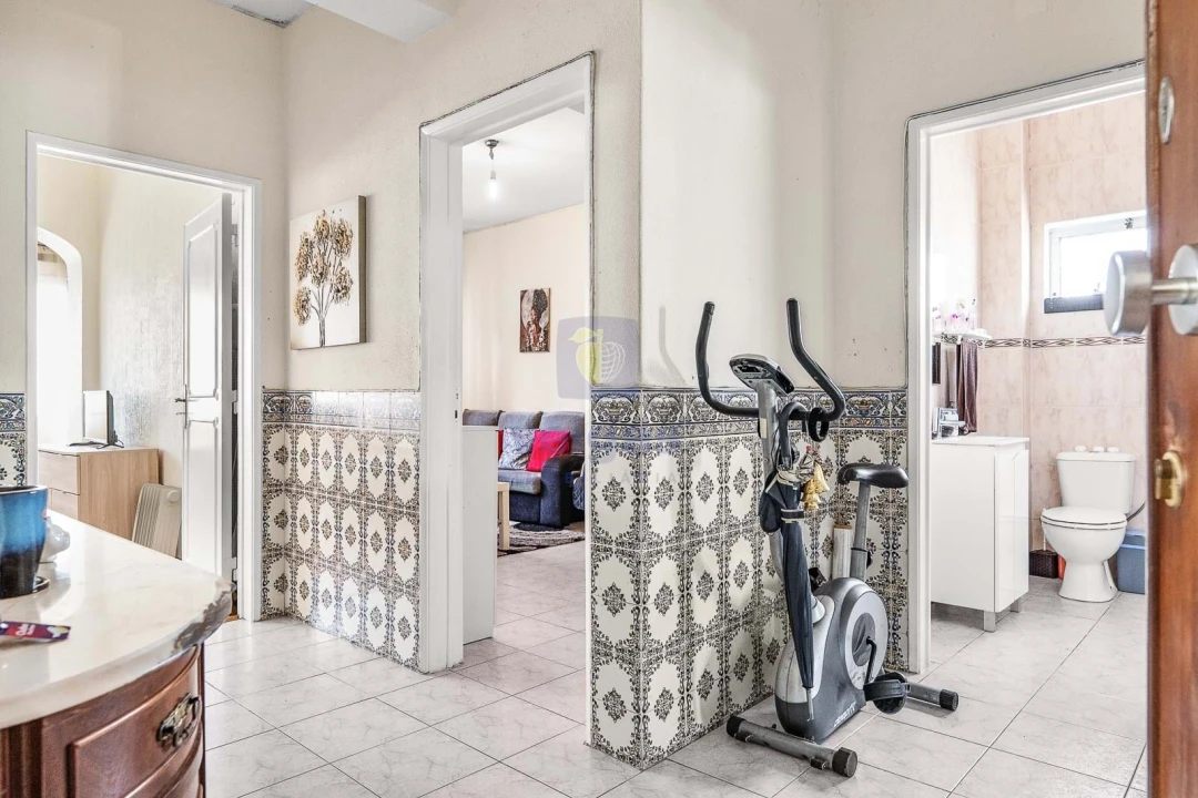 Apartamento T3 para Venda em Rio de Mouro Foto 11