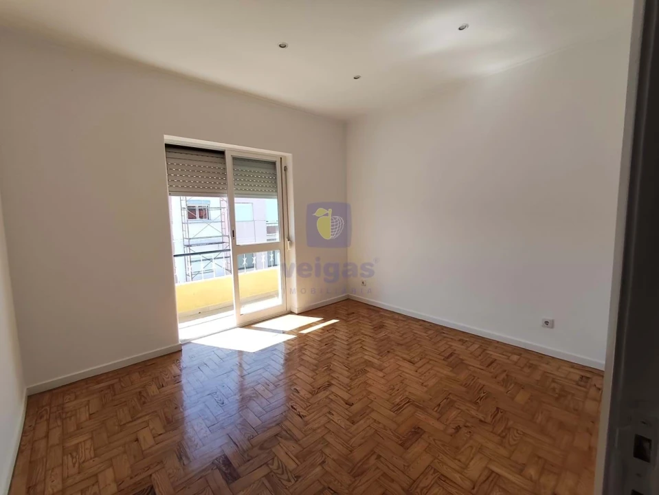 Apartamento T2 para Venda em Baixa da Banheira e Vale da Amoreira Foto 7
