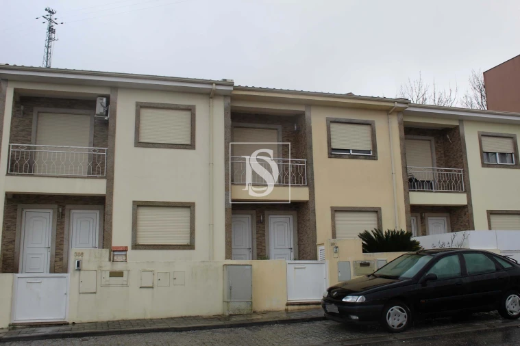 Moradia T3 para Venda em Cernadelo e Lousada (São Miguel e Santa Margarida)