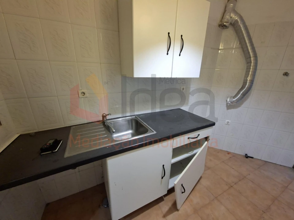 Apartamento T1 para Venda em Almada, Cova da Piedade, Pragal e Cacilhas Foto 7