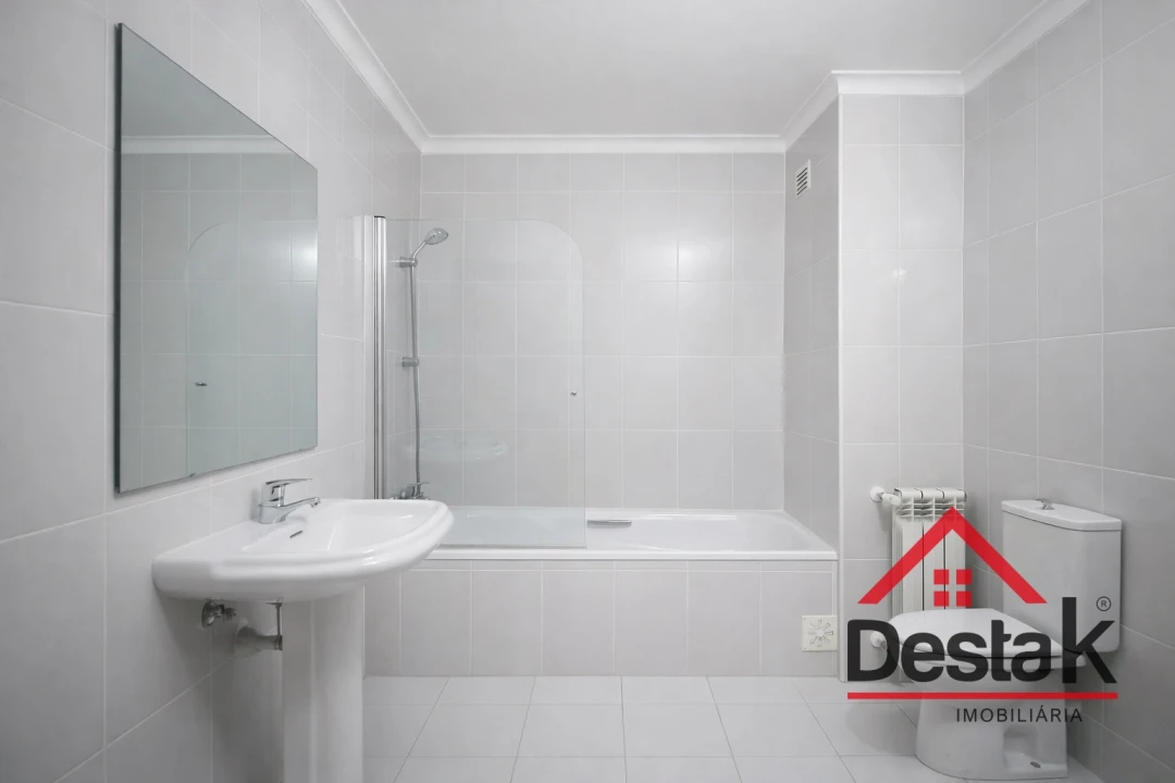 Apartamento T3 para Venda em Viseu Foto 6