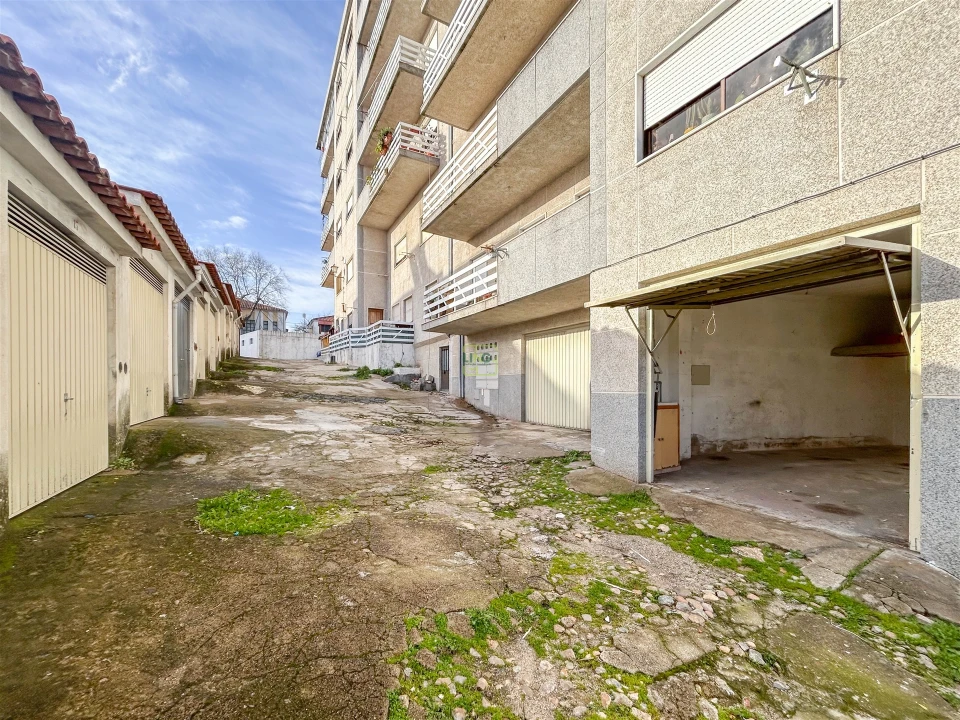 Garagem para Venda em Castelo Branco Foto 11