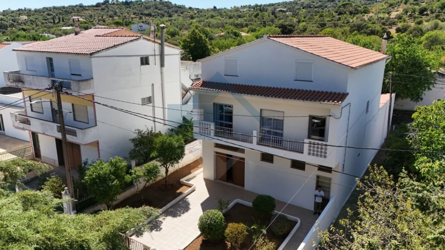 Moradia T2 para Venda em Loule (São Clemente) Foto 1