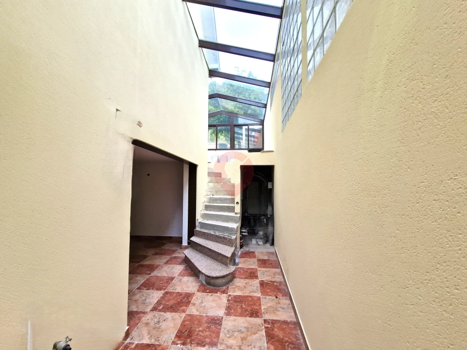 Moradia T3 para Venda em Vila e Roussas Foto 7