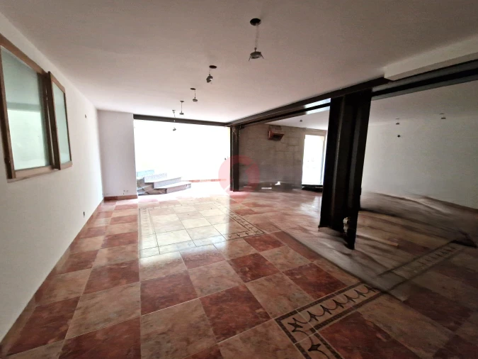 Moradia T3 para Venda em Vila e Roussas Foto 12