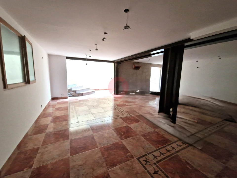 Moradia T3 para Venda em Vila e Roussas Foto 12