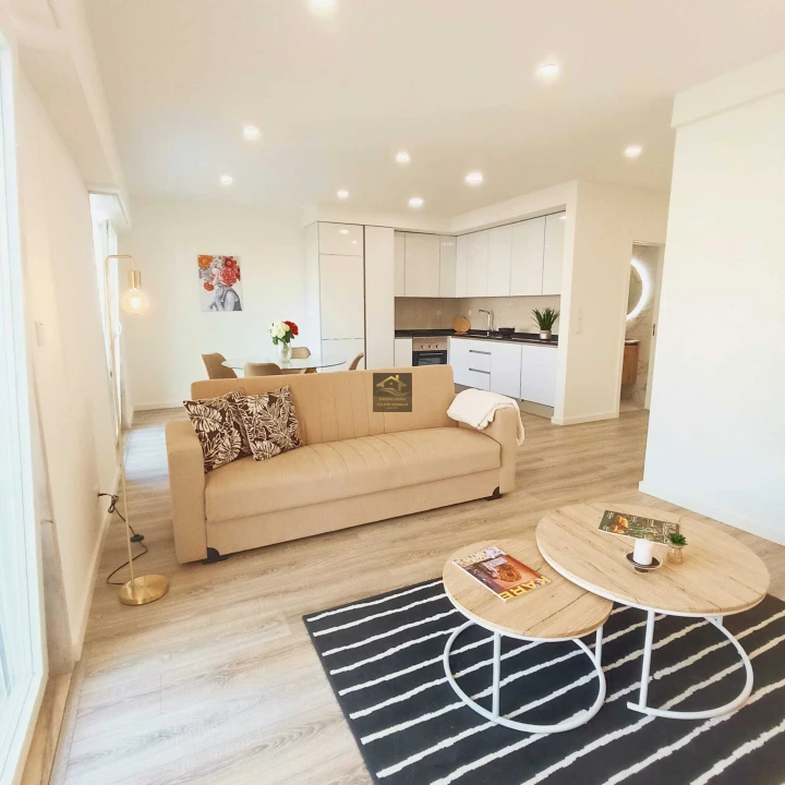 Apartamento T3 para Venda em São Domingos de Benfica Foto 18