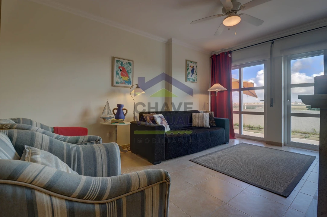 Apartamento T1 para Venda em Ferrel Foto 5