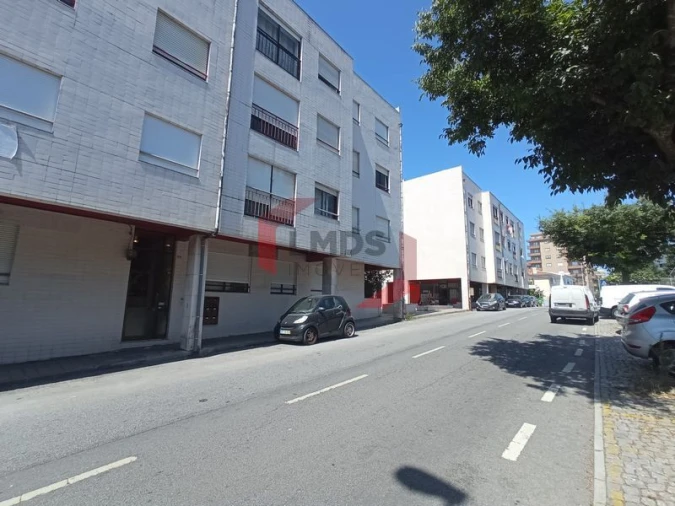 Apartamento T2 para Venda em Rio Tinto Foto 1