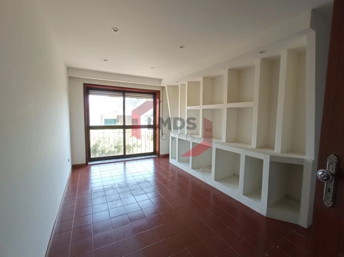 Apartamento T2 para Venda em Rio Tinto Foto 8
