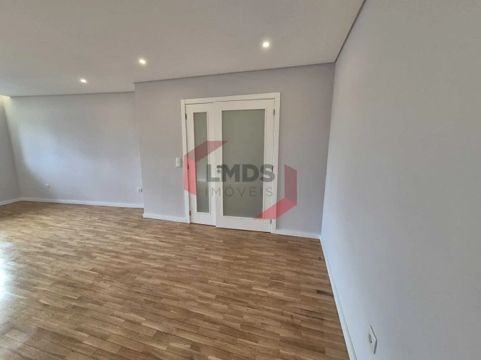 Apartamento T2 para Venda em São Mamede de Infesta e Senhora da Hora Foto 4