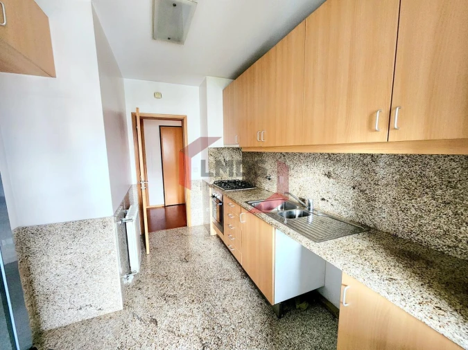 Apartamento T2 para Venda em Oliveira do Douro Foto 18