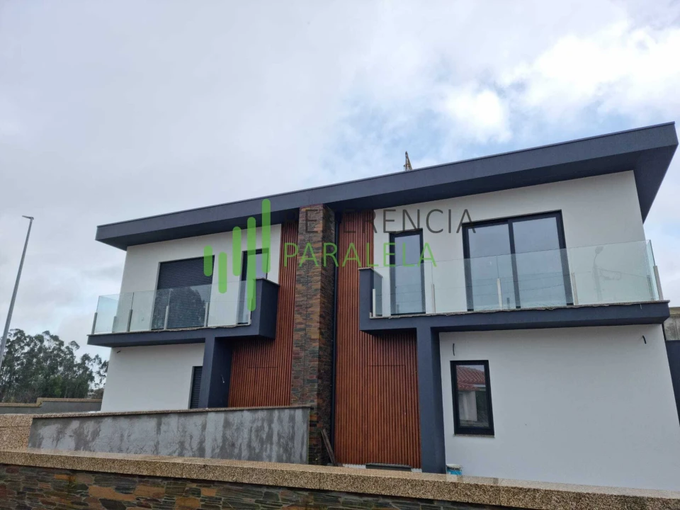 Moradia T3 para Venda em Rates Foto 20