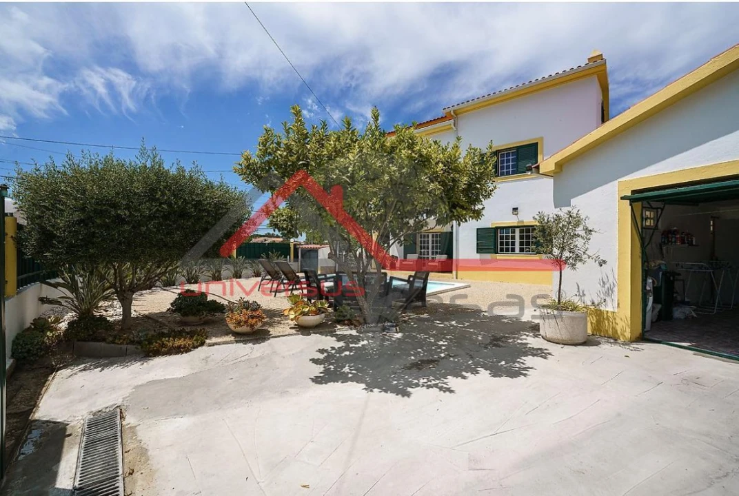 Moradia T5 para Venda em Palmela Foto 1