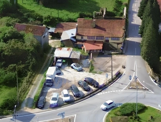 Moradia T4 para Venda em Arcozelo