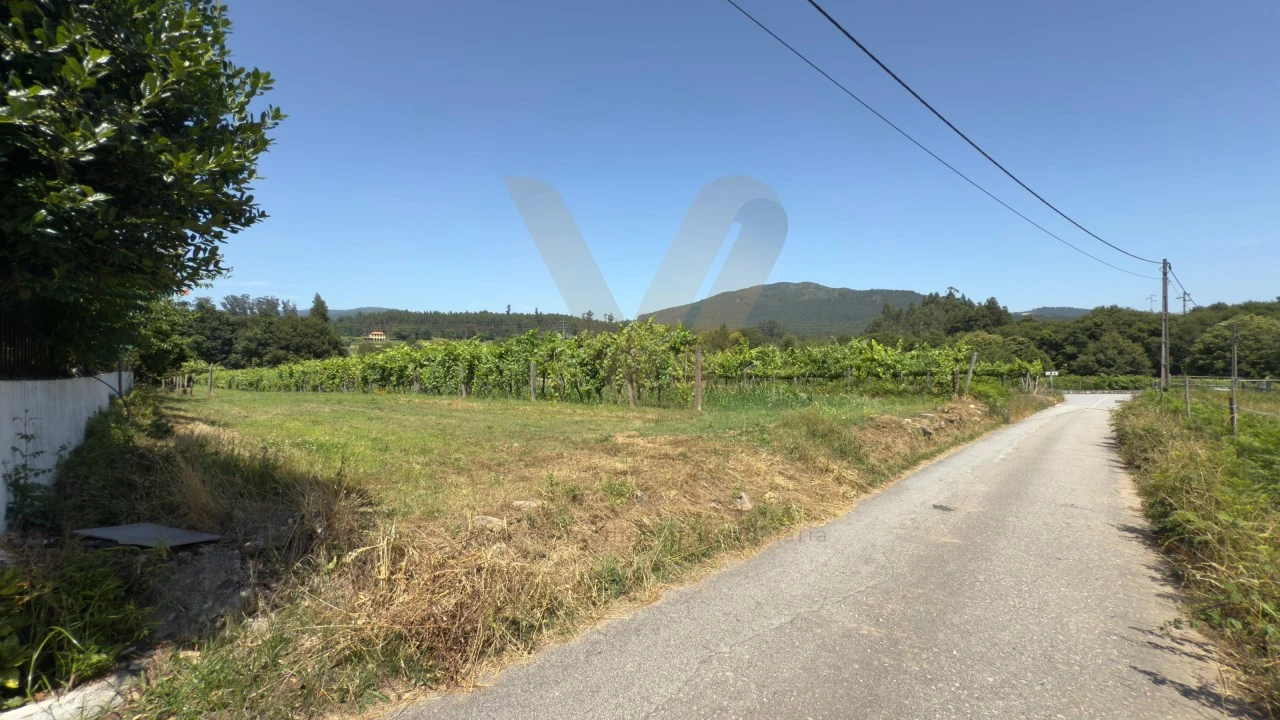 Terreno para Venda em Estorãos Foto 9