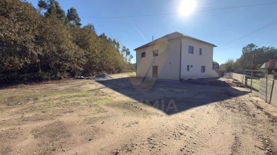 Moradia T4 para Venda em Subportela, Deocriste e Portela Susã Foto 25