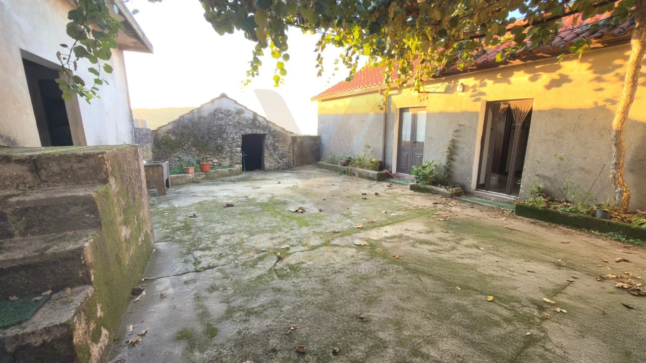 Moradia T1 para Venda em Labrujó, Rendufe e Vilar do Monte Foto 2
