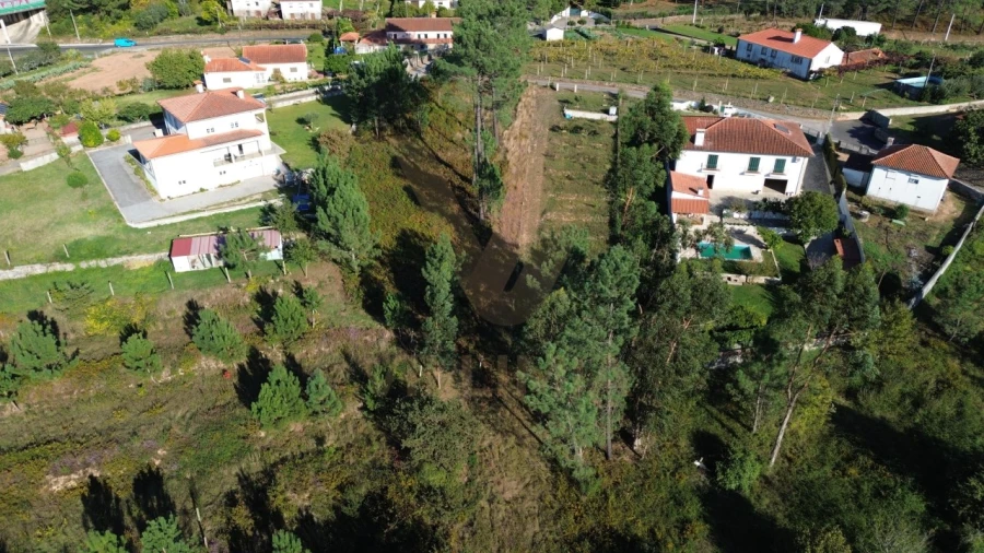 Terreno para Venda em Calheiros Foto 4