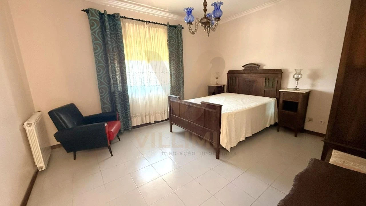 Moradia T3 para Venda em Chafe Foto 9